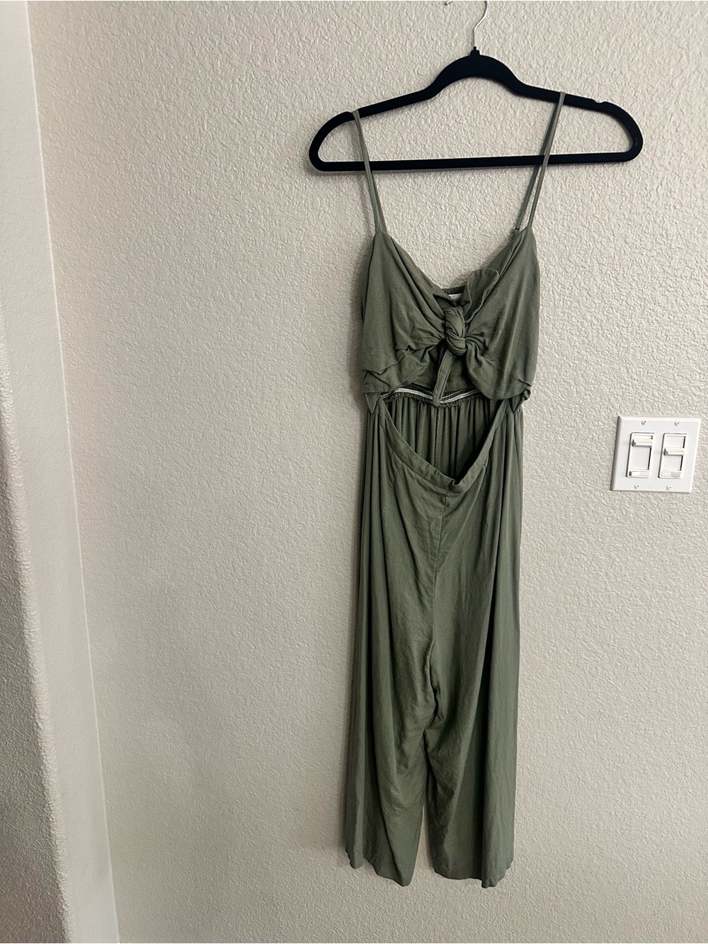 Jumpsuit - Picture 3 of 5